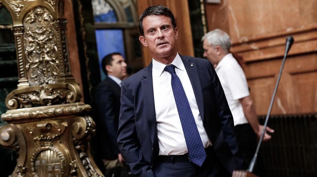 Manuel Valls, en el Ayuntamiento de Barcelona
