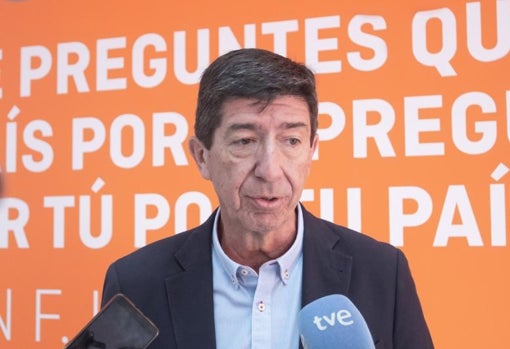 Juan Marín en la presentación de la candidatura de su partido naranja en Sevilla