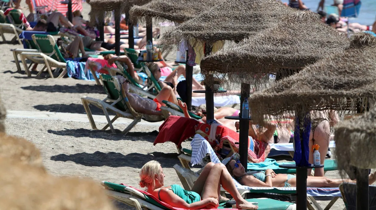 Por Andalucía propone vacaciones para personas sin ingresos o con ingresos limitados