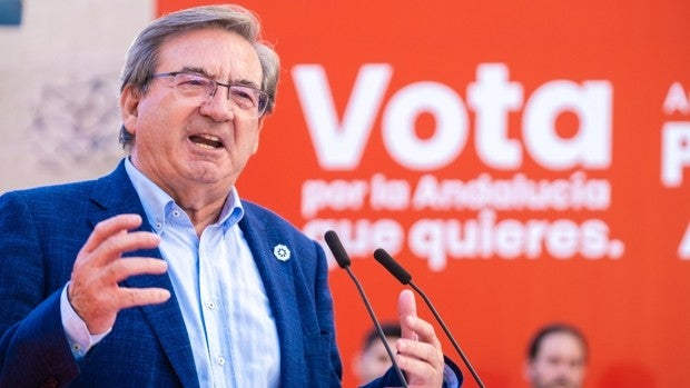 El secretario de Memoria anuncia que «Queipo de Llano saldrá de la Macarena con Espadas en el Gobierno»