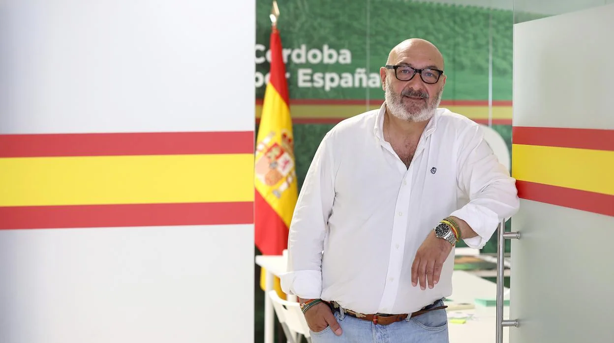 Alejandro Hernández, en la sede de Vox en Córdoba