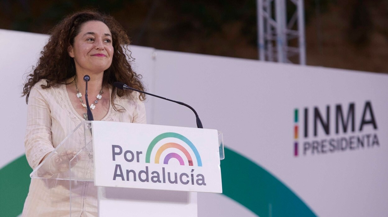 La candidata de Por Andalucía a la presidencia de la Junta de Andalucía, Inmaculada Nieto, durante un acto electoral en Dos Hermanas