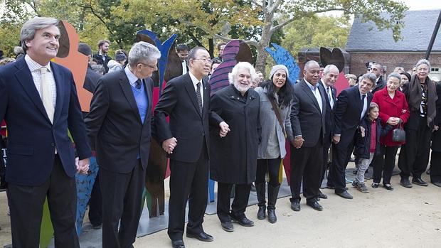 Ban Ki-moon, junto a Cristóbal Gabarrón, Cris Gabarrón y el resto de autoridades