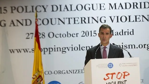 Don Felipe, durante su intervención en la reunión sobre extremismos violentos