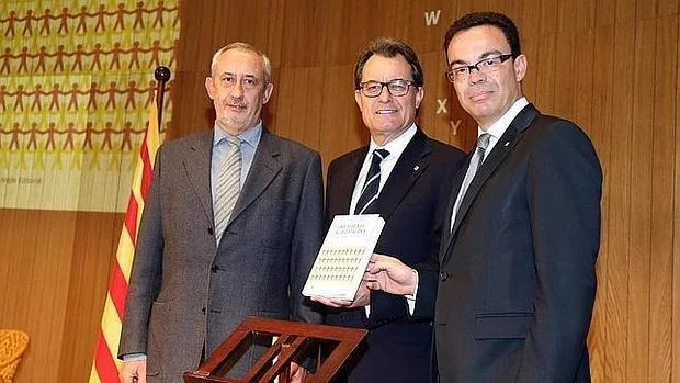 De derecha a izquierda, Joan Iglesias, Artur Mas y Jordi Casassas