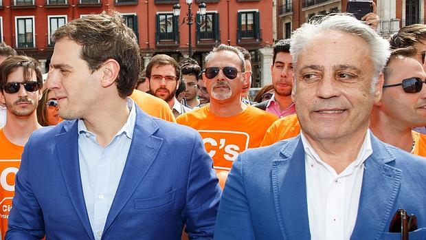 Albert Rivera y Jesús Presencio, en la pasada campaña electoral en Valladolid