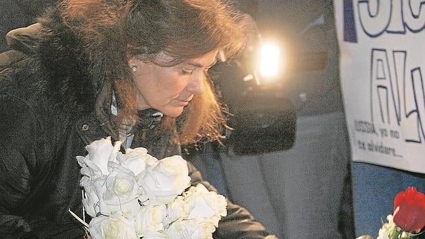 Beatriz Caballero, en un homenaje a su hijo Álvaro Ussia