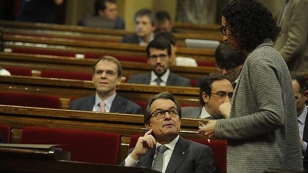Artur Mas, fotografiado en el Parlamento catalán