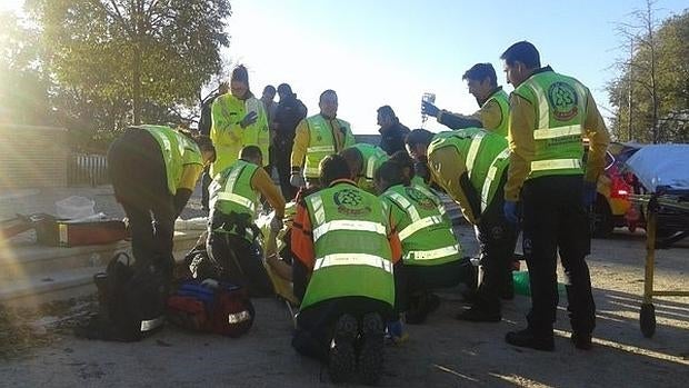 El corredor se ha desplomado frente a la estatua del Ángel Caído, en el parque de El Retiro