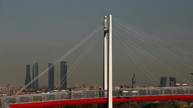 Madrid vuelve a restringir la velocidad en la M-30 y accesos por alta contaminación