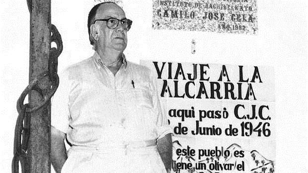 Cela durante un homenaje en La Alcarria en 1982