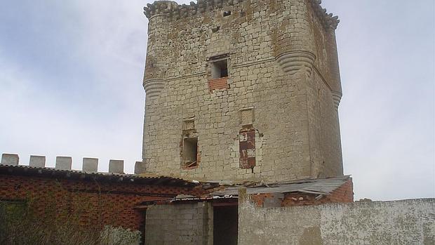 Torre del homenaje desde el interior del castillo