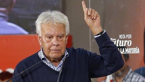 Felipe González, en un acto electoral del PSOE