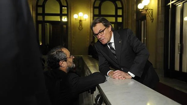 Antonio Baños y Artur Mas hablan tras el primer pleno del Parlament