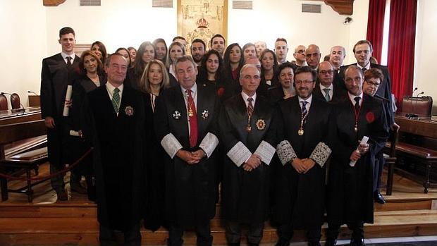 Los abogados de Toledo festejan a su patrona