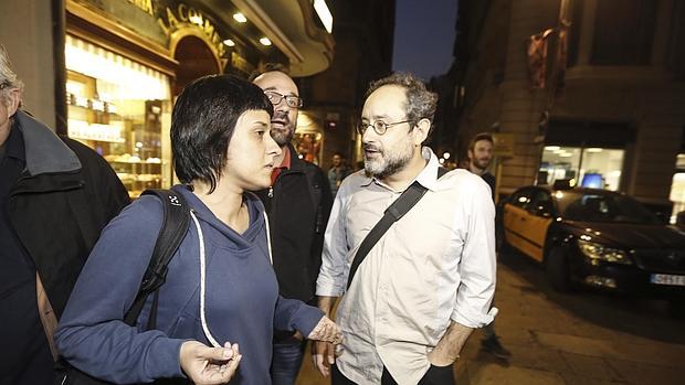 Anna Gabriel y Antonio Baños, tras reunirse con Artur Mas el pasado mes de noviembre