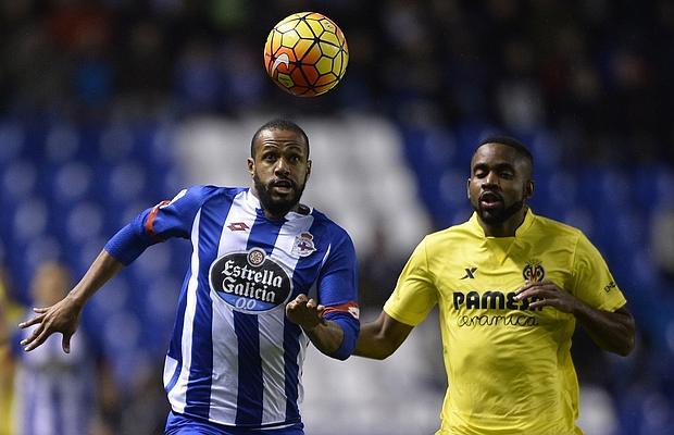 Bruno pesca tres puntos en Riazor