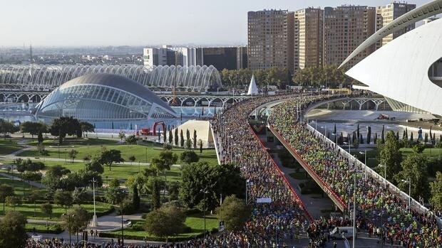Vista aérea de la salida del Maratón de Valencia