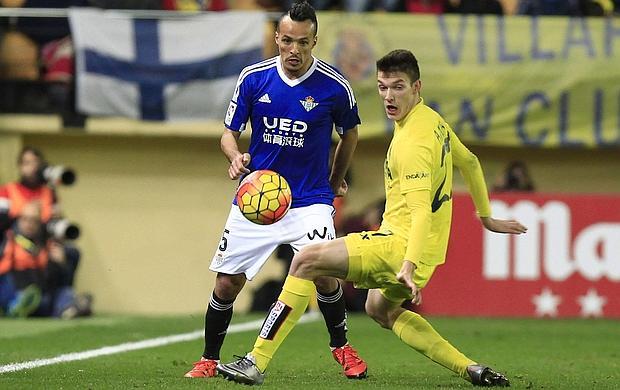 El Villarreal se topa con un sólido Betis