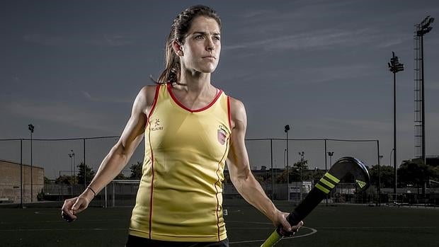 Rocío Ybarra posa en el polideportivo Virgen del Carmen de Valencia