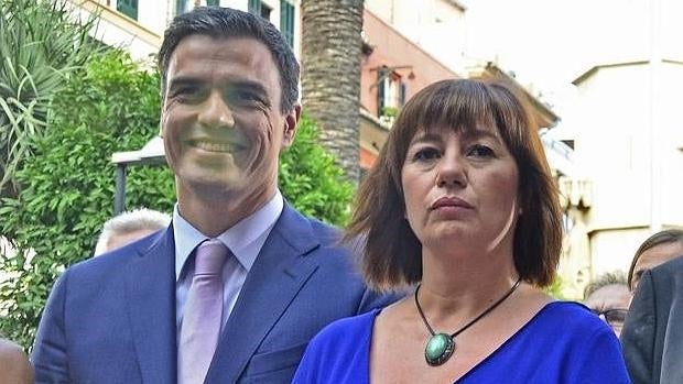 Pedro Sánchez y Francina Armengol