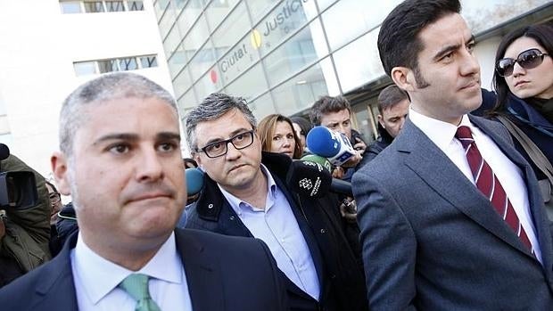 El concejal Cristóbal Grau llega al juzgado para declarar como investigado