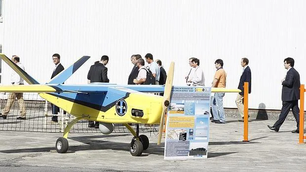 Uno de los drones que el Ministerio de Defensa tiene en Rozas, donde la Xunta quiere generar un polo aeronáutico con fines civiles