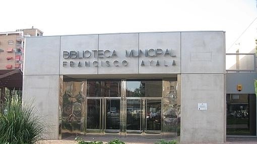 Biblioteca municipal Francisco Ayala