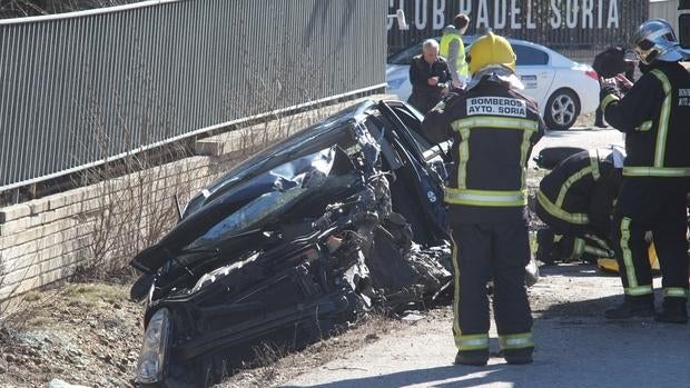 Turismo del joven fallecido en el accidente