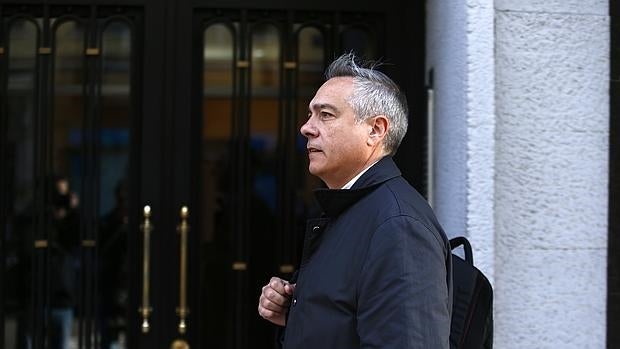 Pere Navarro niega que intercediera en la concesión de una licencia de TDT