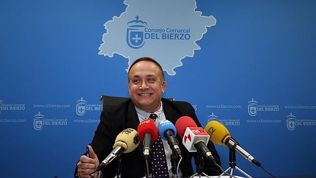 El presidente del Consejo Comarcal del Bierzo, el socialista Gerardo Álvarez, es uno de los que se ha pronunciado en contra