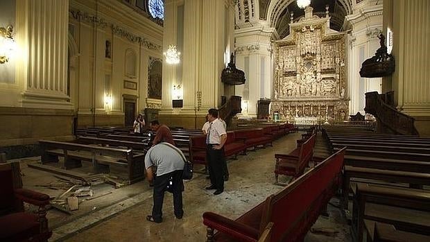 Piden 44 años de cárcel para los dos anarquistas que colocaron una bomba en El Pilar en 2013