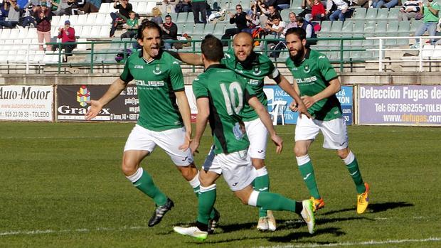 Esnáider celebra el primer tanto