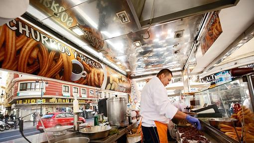 Imagen de archivo de una parada de churros en Valencia