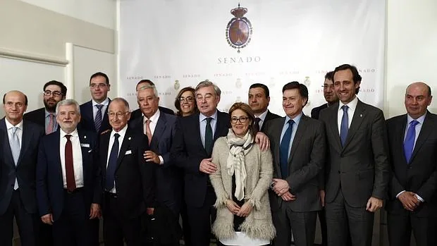 Presidentes de las diputaciones provinciales, con Bauzá, Barreiro y Arenas en el Senado
