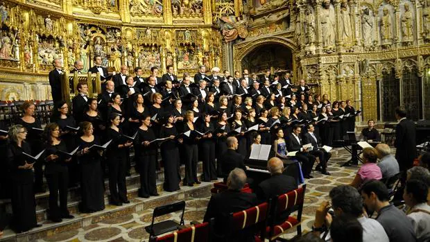 Foto de archivo del concierto «Pequeña Misa Solemne», de Gioacchino Rossini, con la participacion del Coro de la Escuela Politecnica de Madrid, en la Catedral.