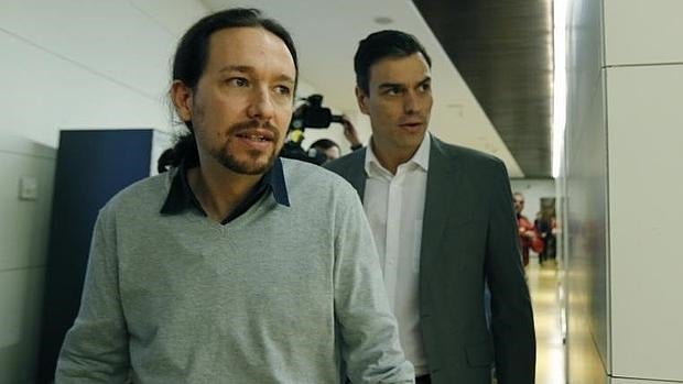 Pablo Iglesias y Pedro Sánchez, en una imagen de archivo