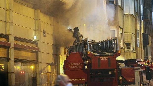 Incendio en el restaurante Foster´s Hollywood de Palencia