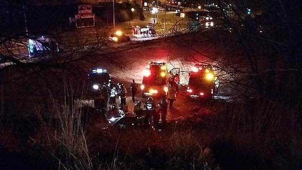 En libertad con cargos el hombre que tiró a un policía por terraplén