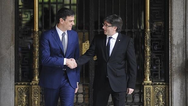 Sánchez, el 15 de marzo en Barcelona con Puigdemont, antes de la comida secreta con Oriol Junqueras