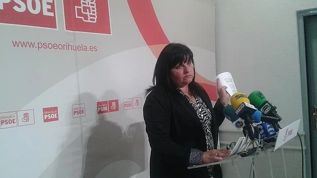 La concejal del PSOE de Orihuela Carmen Gutiérrez.