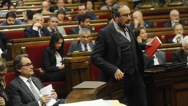 Baños, durante el debate de investidura en el Parlamento catalán