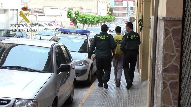 Imagen de las detenciones practicadas por la Guardia Civil