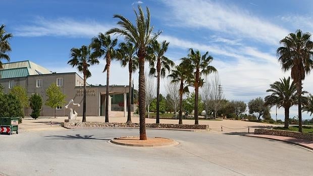 Exterior del pabellón de Buñol, donde sucedieron los hechos