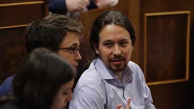 Pablo Iglesias, Íñigo Errejón e Irene Montero en el Congreso de los Diputados