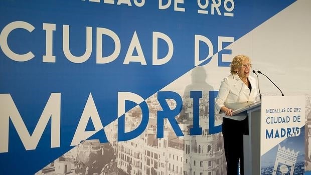 Carmena entrega las Medallas de Oro de Madrid