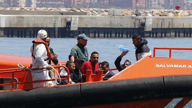 Imagen de archivo de un rescate de Salvamento Marítimo en el Mediterráneo