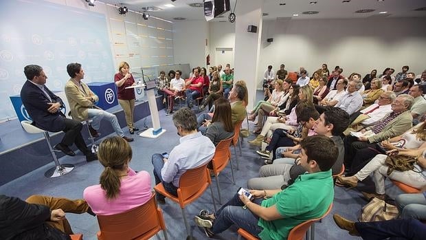 Imagen del acto celebrado este sábado en la sede del PP valenciano