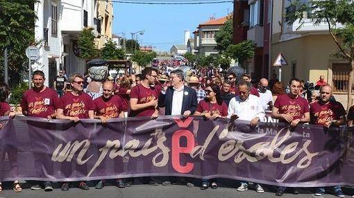 Imagen de Ximo Puig con Escola Valenciana tomada este sábado