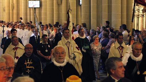 Procesión del Corpus, dentro de la catedral